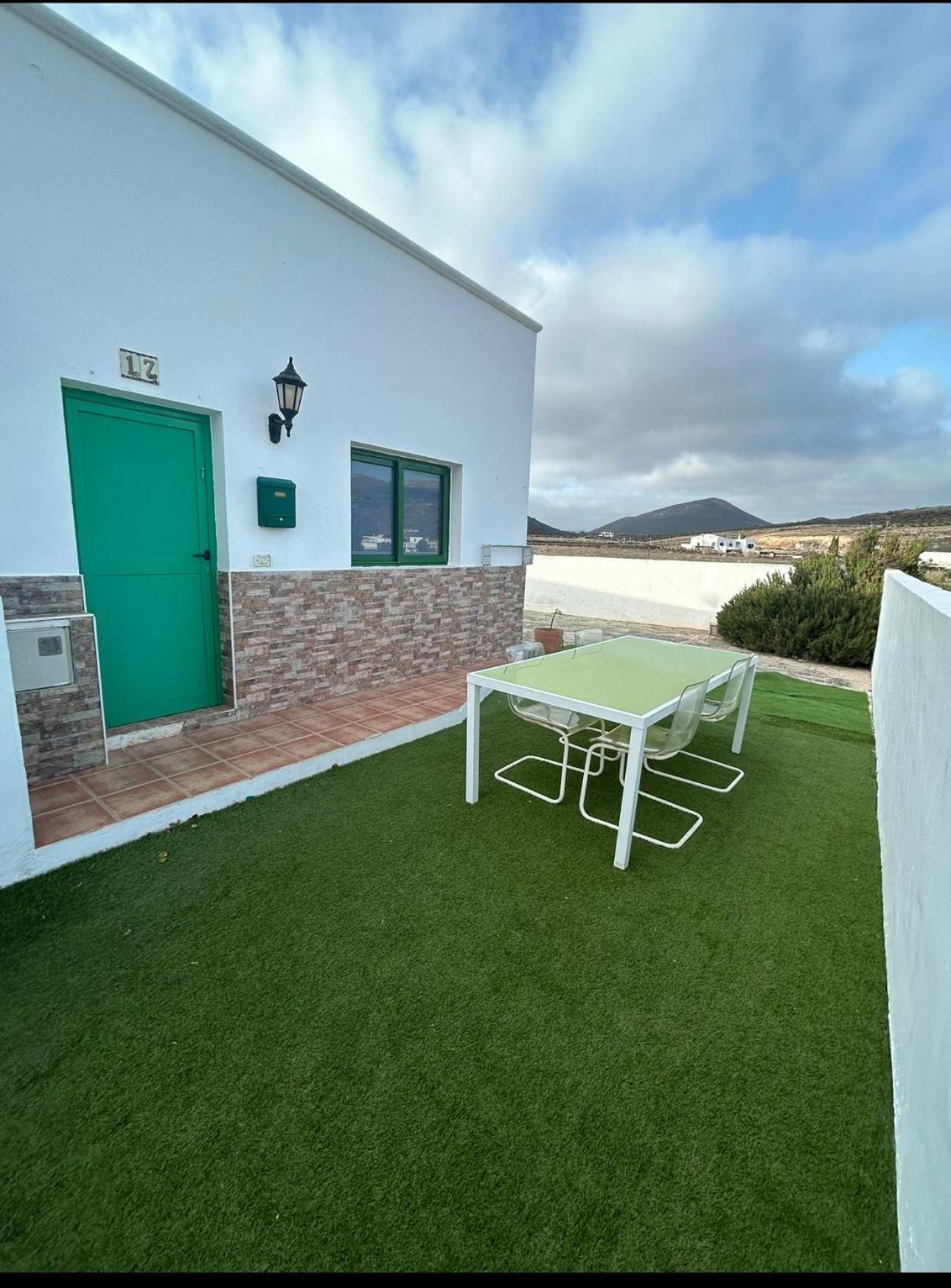 Apartamento La Dehesa Uga Exteriör bild